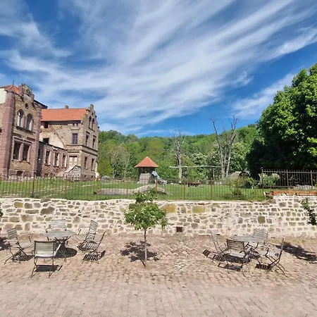 Wohnen Auf Dem Rittergut Friedeburg - Mit Direkter Naehe Zur Saale * Gerbstedt