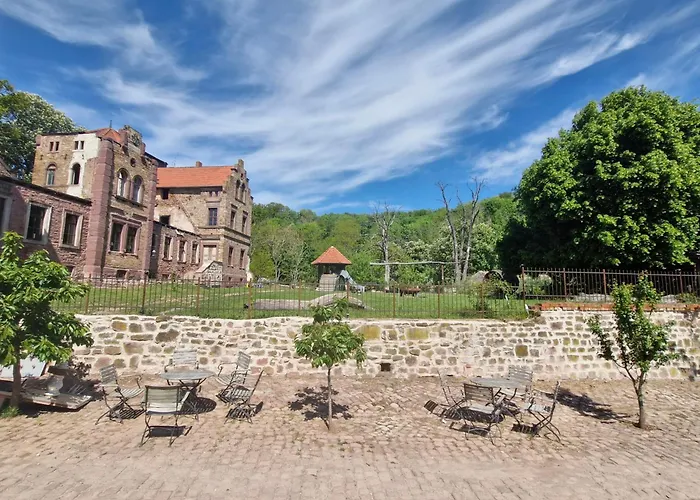 Wohnen Auf Dem Rittergut Friedeburg - Mit Direkter Naehe Zur Saale * Gerbstedt